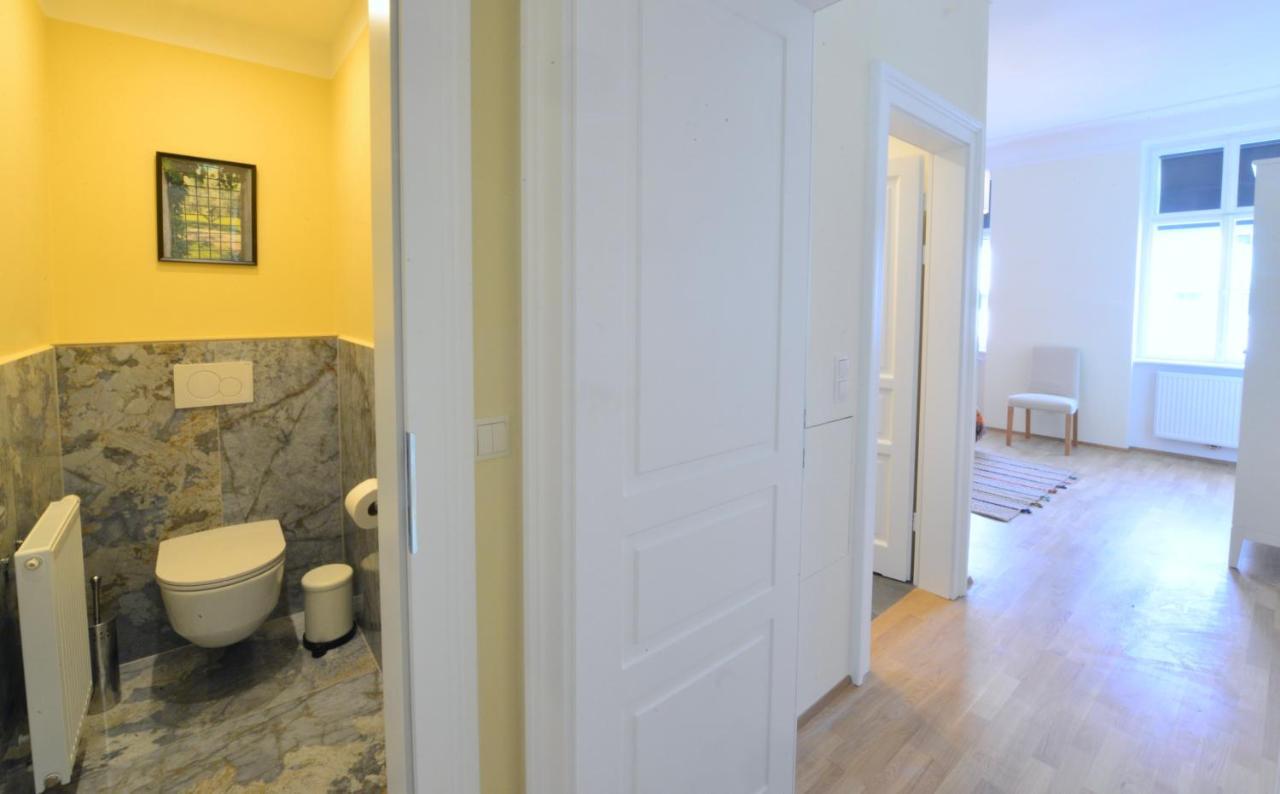 Spacious And Comfy With 3 Bedrooms Appartement Wenen